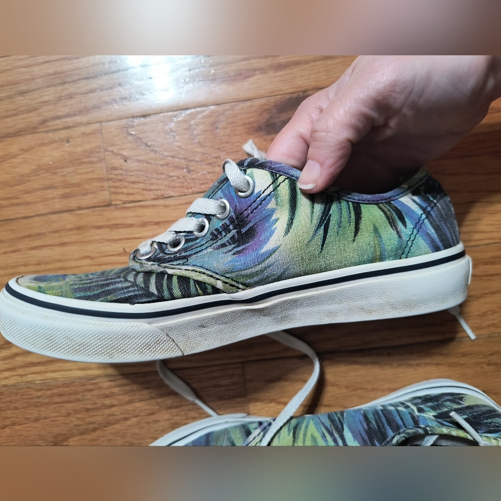 3/$10⭐ Vans Green Floral Lowtop Sneakers, Women's Size 6 - Picture 10 of 12
